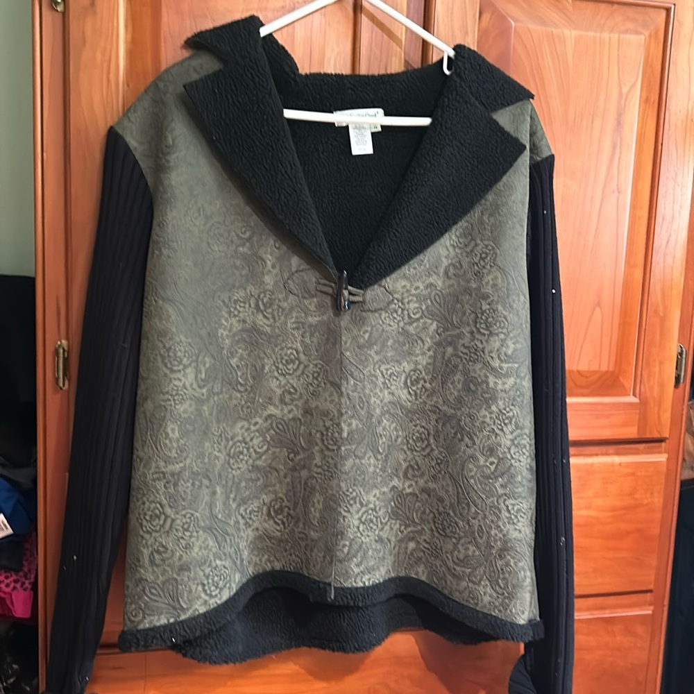 Green/black sweater jacket 1x